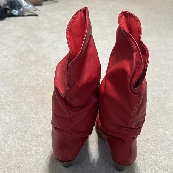 Red leather boots - Picture 3 of 4